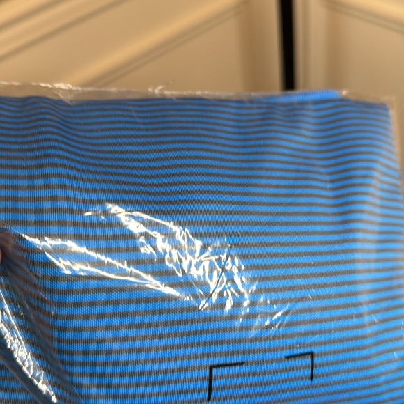 Under Armour heat gear blue and gray polo size large loose fit - Picture 4 of 5